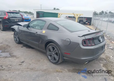 2014 Ford Mustang V6 Premium z USA, uszkodzony, nr VIN 1ZVBP8AM7E5223969